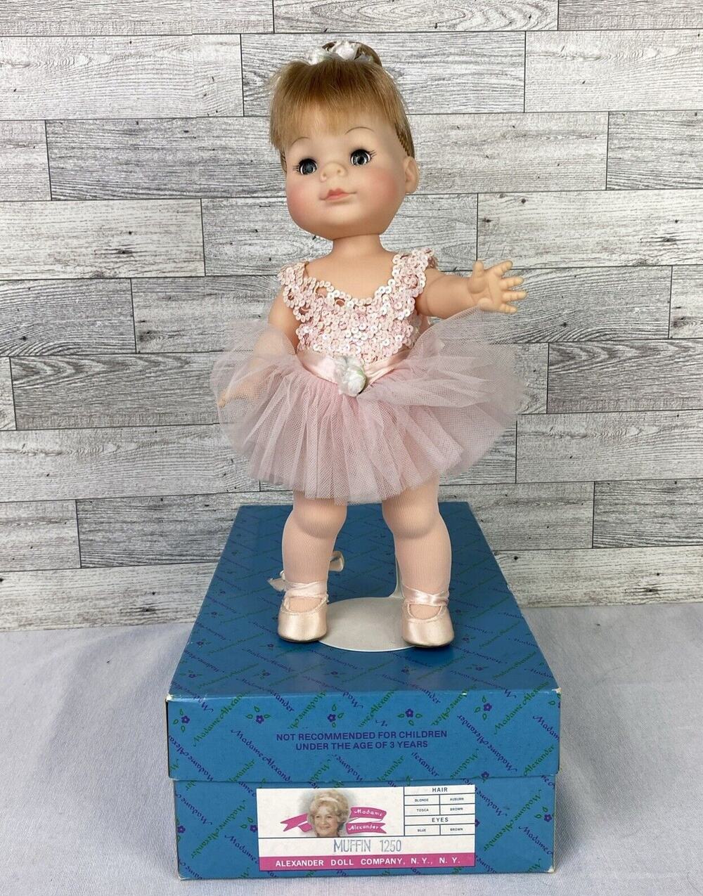 Madame Alexander Muffin #1253 Ballerina Doll Blonde W/ Blue Eye Box & Stand 12”